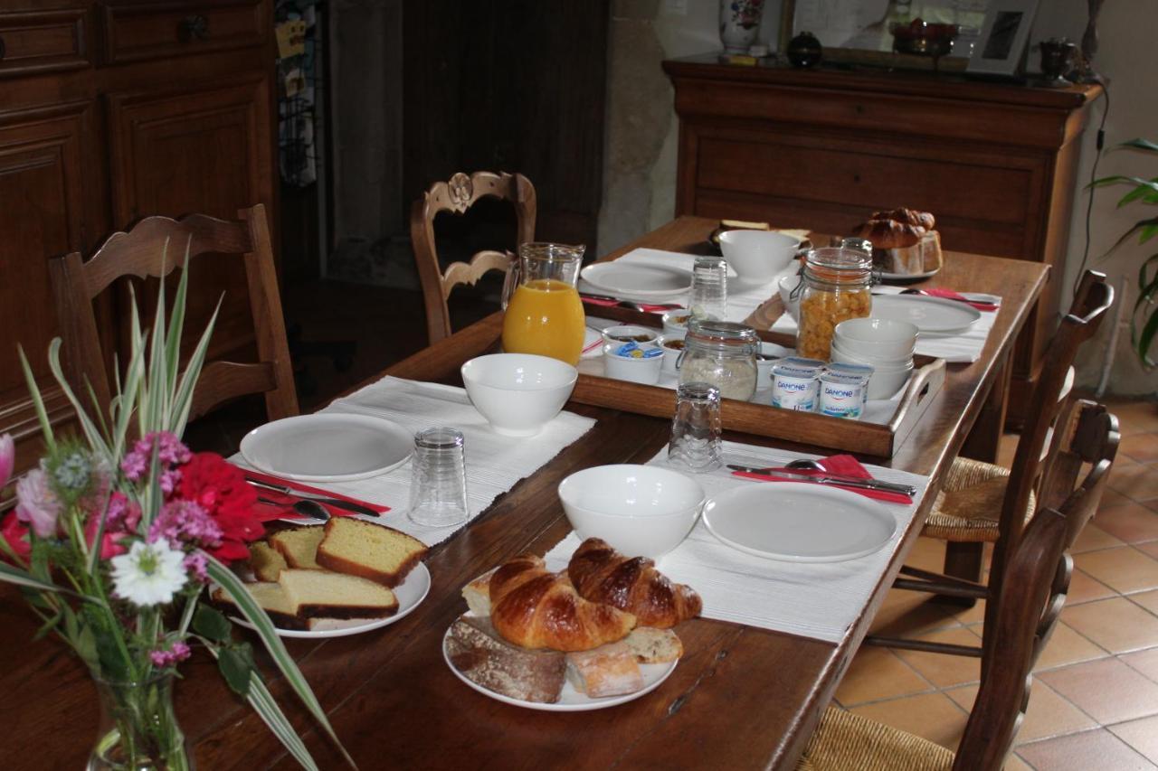 Manoir De La Ventiniere Bed and Breakfast Marchésieux Exteriör bild